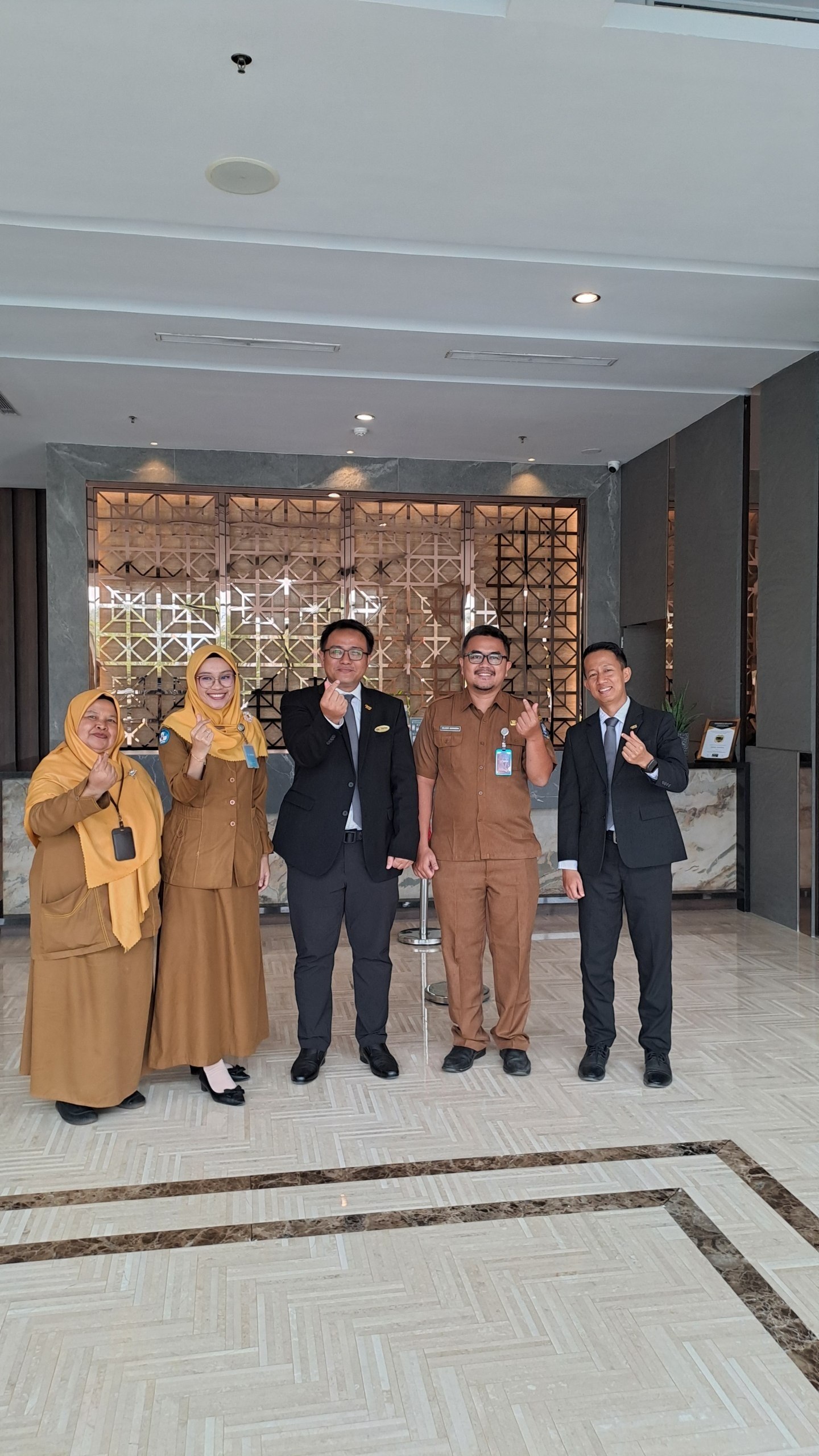 Tingkatkan Kompetensi Siswa & Persiapan LKS, SMKN 7 Batam Bangun Sinergi Strategis Bersama Hotel Santika Batam