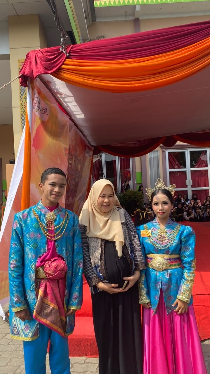 Tampil Memukau, Tim Tari SMKN 7 Batam Raih Juara 1 Lomba Tari Kreasi pada Event Tourism Fest