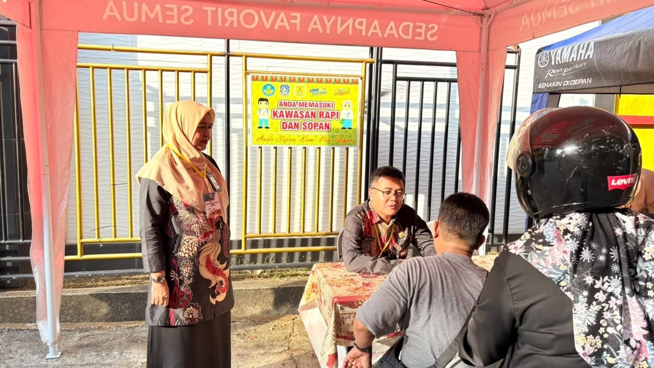 Permudah Masyarakat, SMKN 7 Batam Sediakan Posko Layanan Informasi SPMB 2026